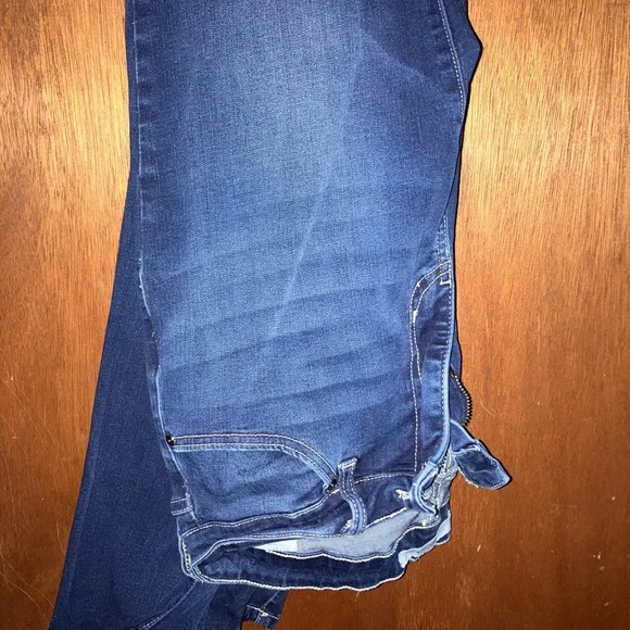 KanCan Blue Skinny Jeans with Distressed Hem - Picture 1 of 3